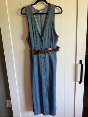 90s Vintage Cottagecore Button-Front Denim Midi Dress with Brown Belt
